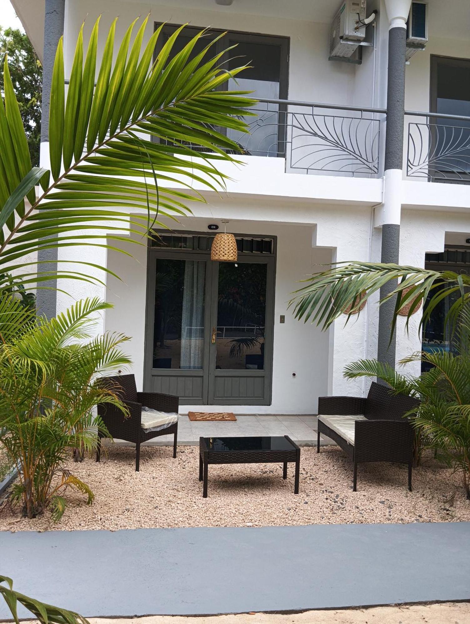 Exotica Sense Aparthotel Flic en Flac Ngoại thất bức ảnh